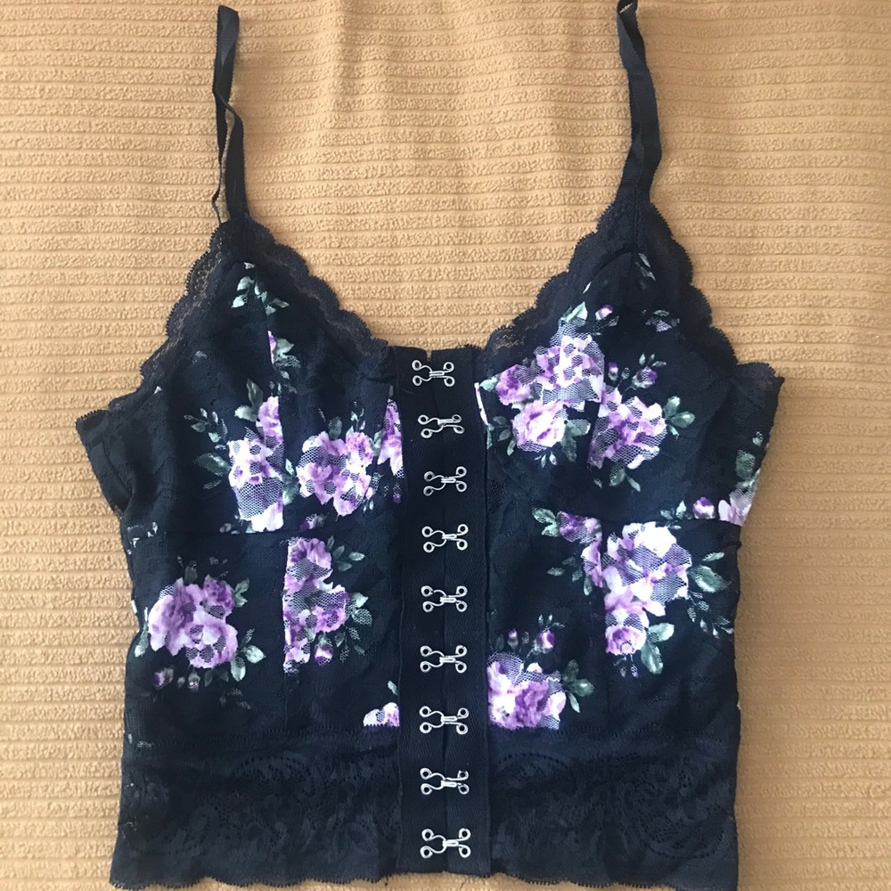 cropped floral/ lace shirt